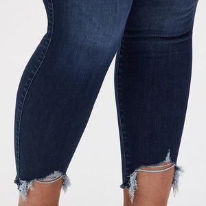 SUPER SOFT JEGGING WITH FRAYED HEM